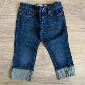 Girl’s Cuffed Capris